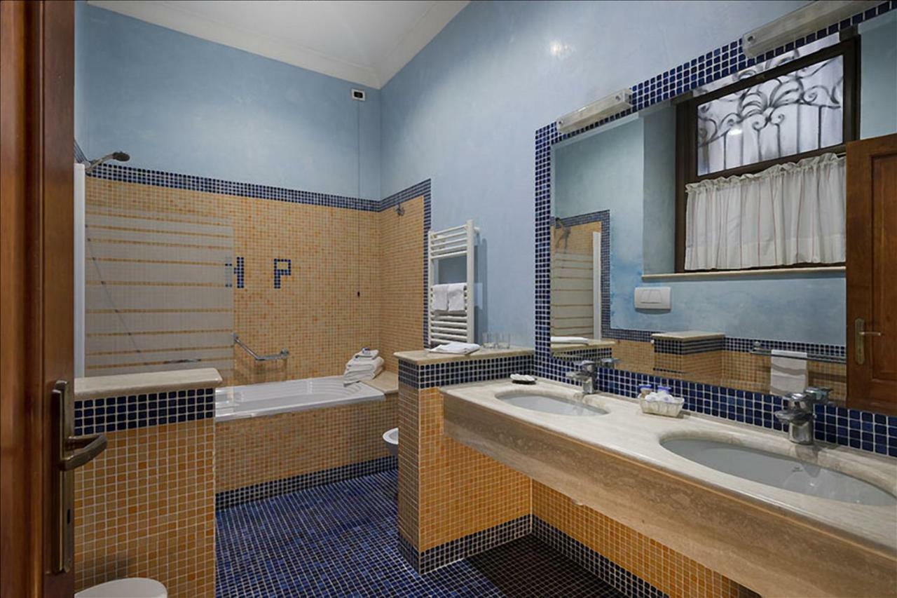 Hotel Portoghesi โรม ภายนอก รูปภาพ
