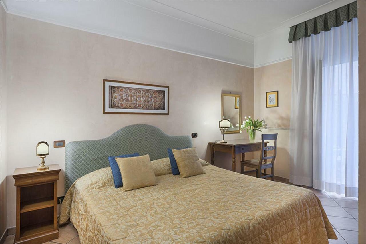 Hotel Portoghesi โรม ภายนอก รูปภาพ