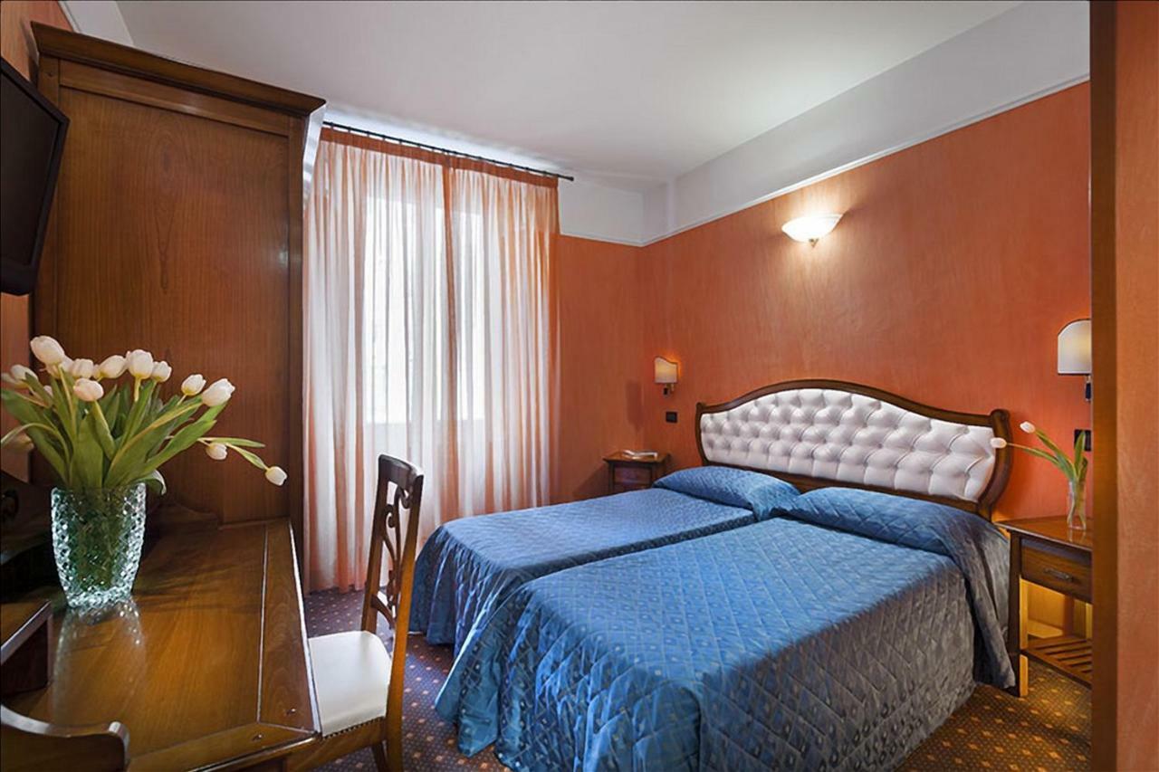 Hotel Portoghesi โรม ภายนอก รูปภาพ